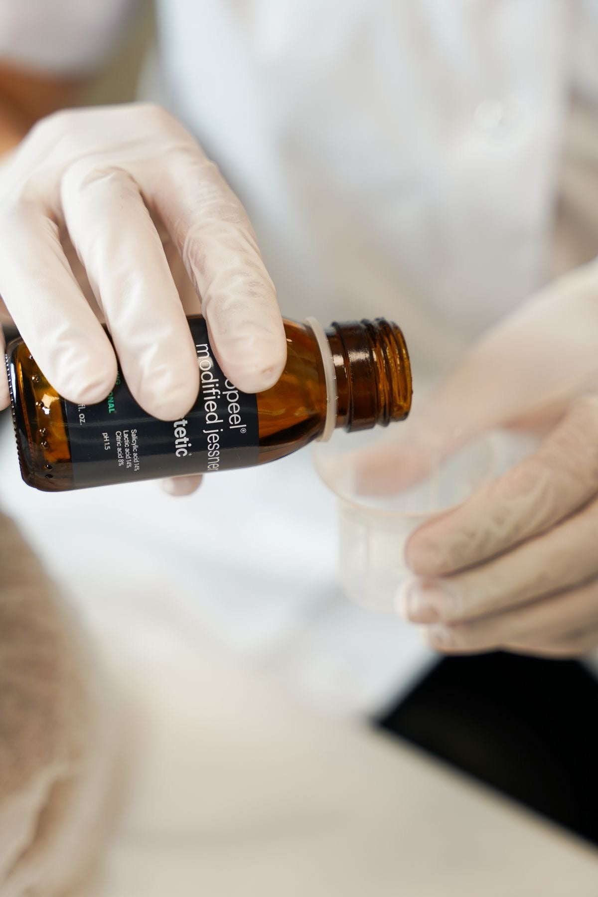 PEELINGS CON CRITERIO™

Cómo elegir el peeling correcto para cada piel